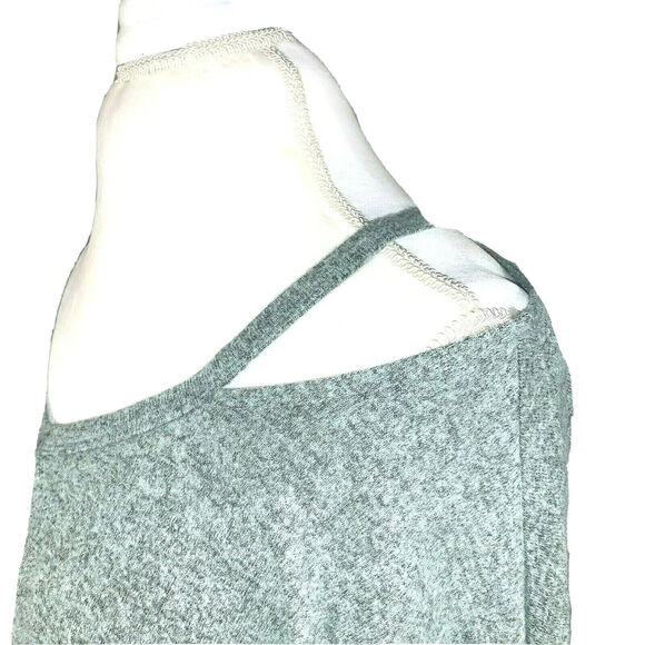 Moa Moa plus sized sage green cold shoulder sweater sz 1X - Picture 3 of 7
